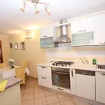 شقة Cozy Nur 600 Meter Zum Mit Grill, Privater Terrasse, Waschmaschine روفينج