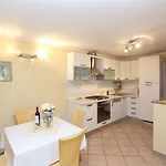 Cozy Nur 600 Meter Zum Mit Grill, Privater Terrasse, Waschmaschine شقة *