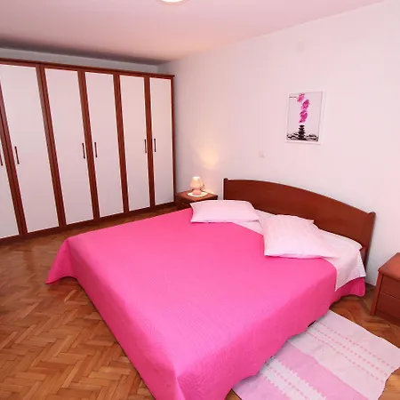 Cozy Nur 600 Meter Zum Mit Grill, Privater Terrasse, Waschmaschine Rovinj