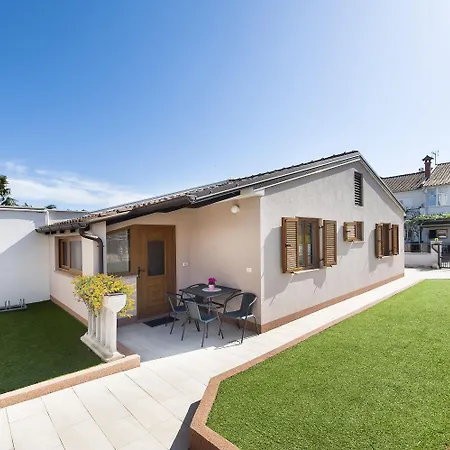 Cozy Nur 600 Meter Zum Mit Grill, Privater Terrasse, Waschmaschine Apartamento