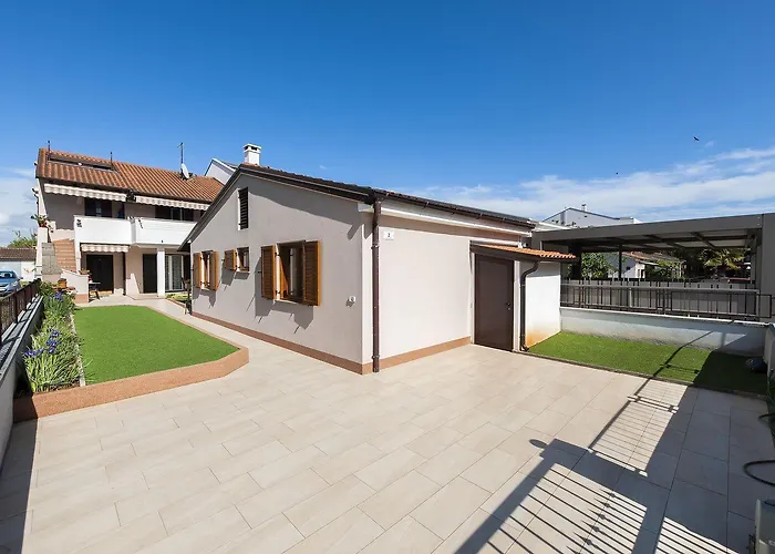 Cozy Nur 600 Meter Zum Mit Grill, Privater Terrasse, Waschmaschine * Rovinj